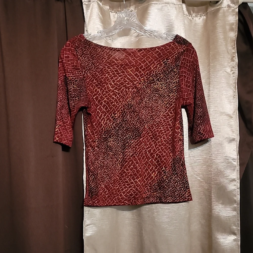 A'gaci Red Patterned Blouse - Picture 3 of 3